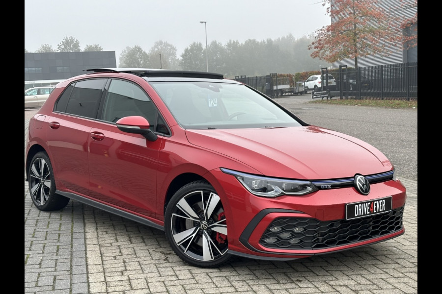 Volkswagen Golf 1.4 eHybrid GTE 245pk FULL PANO CAMERA NAVI SFEER IQ LIGHT