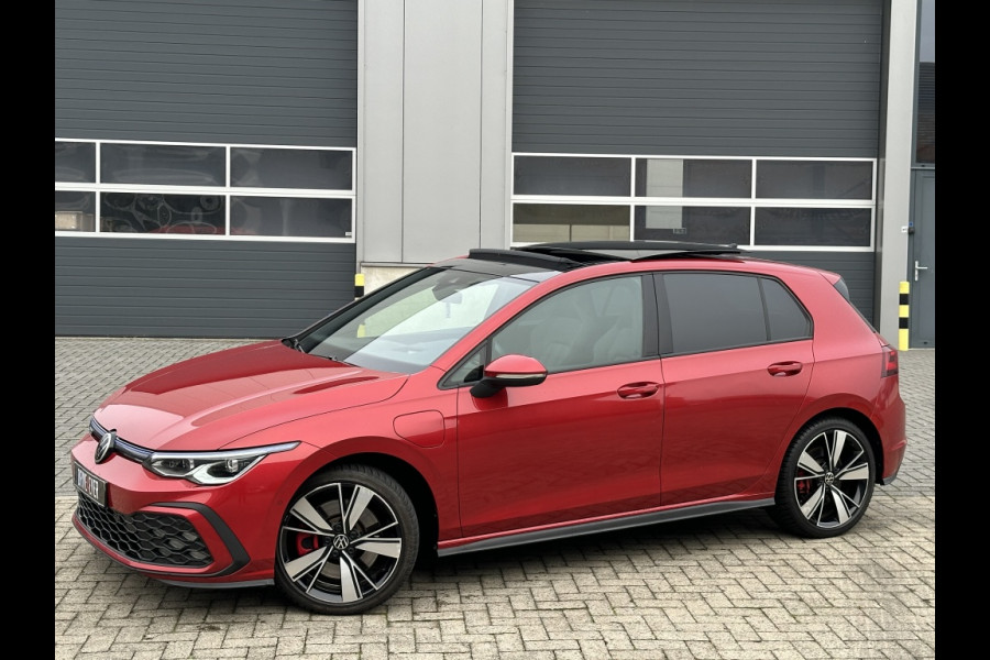 Volkswagen Golf 1.4 eHybrid GTE 245pk FULL PANO CAMERA NAVI SFEER IQ LIGHT