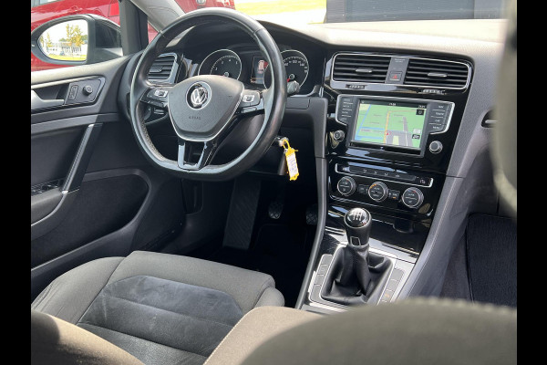 Volkswagen GOLF Variant 1.2 TSI Highline 2e Eigenaar,Navi,Camera,Cruise,Clima,PDC V+A,N.A.P,Nieuwe APK bij Aflevering