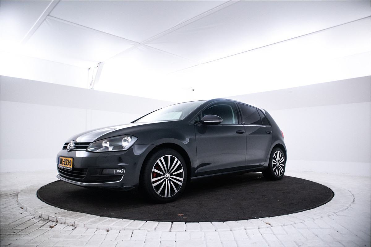 Volkswagen Golf 1.4 TSI Connected Series Cruise, Airco, Navigatie, DAB