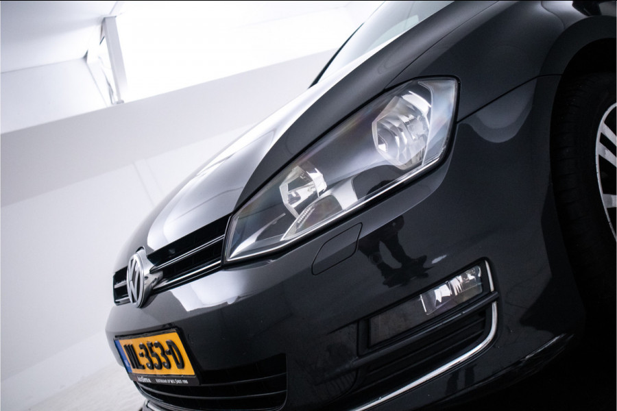 Volkswagen Golf 1.4 TSI Connected Series Cruise, Airco, Navigatie, DAB