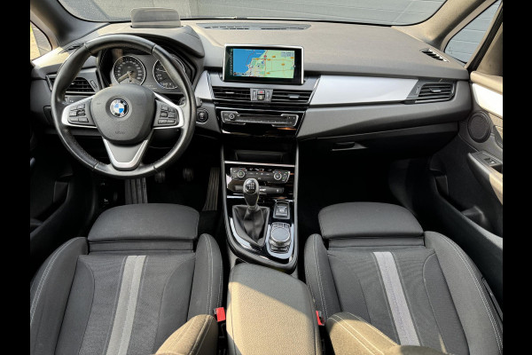 BMW 2 Serie Active Tourer 218i Centennial High Executive 2e Eigenaar,Navi,Clima,Cruise,HU Display,LM Velgen,Elek Ramen,N.A.P,Nieuwe Apk bij Aflevering