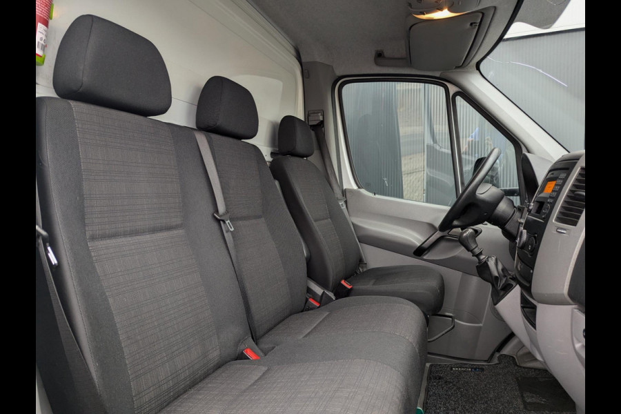 Mercedes-Benz Sprinter 316 160PK EURO 6 BAKWAGEN MET LAADKLEP CLIMATE CONTROL 3 PERSOONS