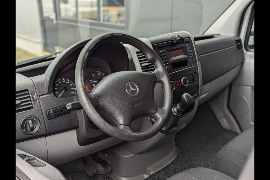 Mercedes-Benz Sprinter 316 160PK EURO 6 BAKWAGEN MET LAADKLEP CLIMATE CONTROL 3 PERSOONS