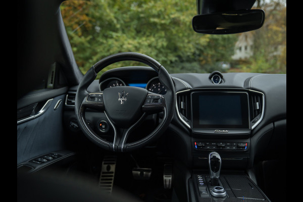 Maserati Ghibli 3.0 S Q4 | Schuif-/kanteldak | Harman/Kardon | Carbon interior | 360 cam | NL-auto