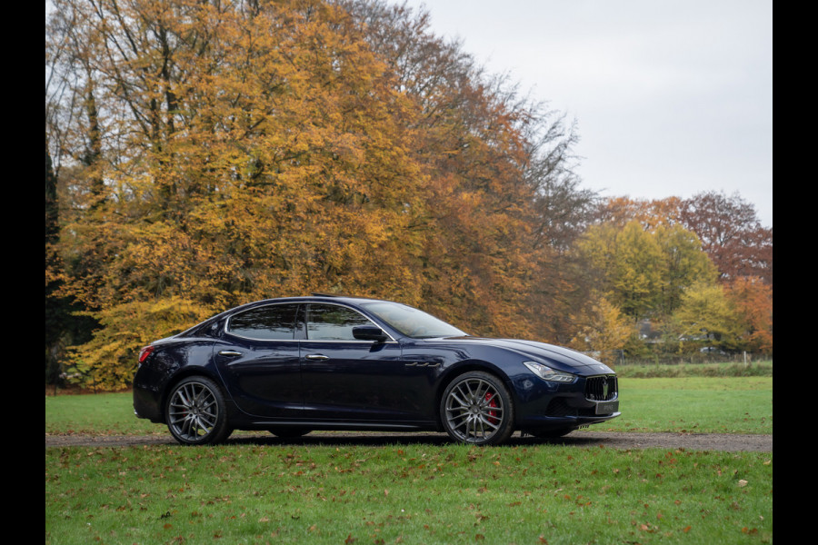 Maserati Ghibli 3.0 S Q4 | Schuif-/kanteldak | Harman/Kardon | Carbon interior | 360 cam | NL-auto