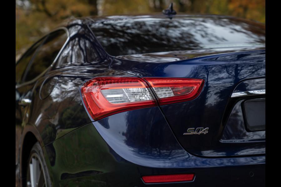 Maserati Ghibli 3.0 S Q4 | Schuif-/kanteldak | Harman/Kardon | Carbon interior | 360 cam | NL-auto