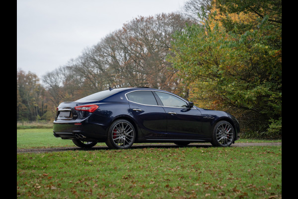 Maserati Ghibli 3.0 S Q4 | Schuif-/kanteldak | Harman/Kardon | Carbon interior | 360 cam | NL-auto