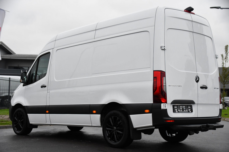 Mercedes-Benz Sprinter 317 1.9 CDI L2H2 RWD Camera, Cruise, Carplay, 170PK, Automaat, Trekhaak, LED, Stoelverwarming, UNIEK!