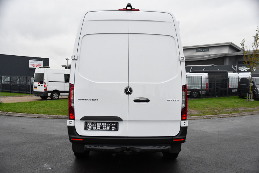 Mercedes-Benz Sprinter 317 1.9 CDI L2H2 RWD Camera, Cruise, Carplay, 170PK, Automaat, Trekhaak, LED, Stoelverwarming, UNIEK!