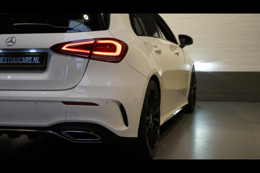 Mercedes-Benz A-Klasse 200 AMG AUTOMAAT Night Pakket-ACC+-ALCANTARA-AMBIANCE-DAB+KEYLESS-NAVI-PANO-MBUX-MULTIBEAM-WINTERPAKKET