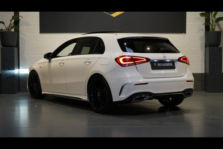 Mercedes-Benz A-Klasse 200 AMG AUTOMAAT Night Pakket-ACC+-ALCANTARA-AMBIANCE-DAB+KEYLESS-NAVI-PANO-MBUX-MULTIBEAM-WINTERPAKKET