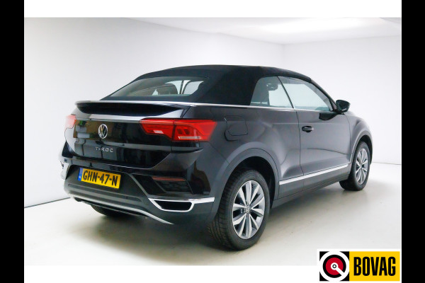 Volkswagen T-Roc Cabrio 1.0 TSI Style 111 PK Electrische kap, Adap. Cruise, PDC V+A, Stoelverwarming, App. connect