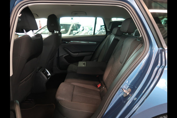 Škoda Octavia Combi 1.5 TSi 150pk First Edition KEYLESS/VIRTUAL/STOELVERW./TREKH.WEGKLAPBAAR