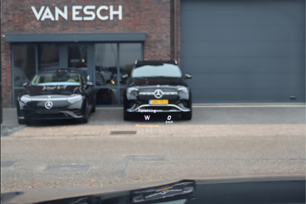 Mercedes-Benz GLC 250 d 4MATIC AMG Line Aut9 | Trekhaak | Head-up Display | Sfeerverlichting | Nightpakket | Camera | Cruise Control | Leder | Spoorassistent |