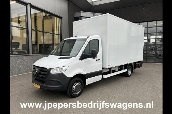 Mercedes-Benz Sprinter 516 CDI Bakwagen / 1000KG Laadklep / Zijdeur / MBUX / Camera / Carplay navigatie / Airco