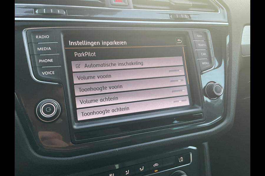 Volkswagen Tiguan 1.4 TSI Clima Cruise Nai Trekhaak Connected Series