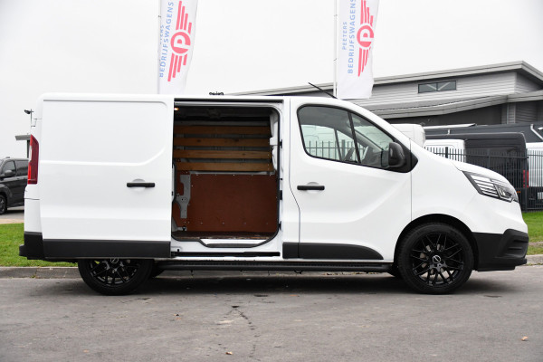 Renault Trafic 2.0 dCi T29 L1H1 PB Edition Camera, Cruise, Carplay, LED, Sensoren, Trekhaak, Multimedia, UNIEK!