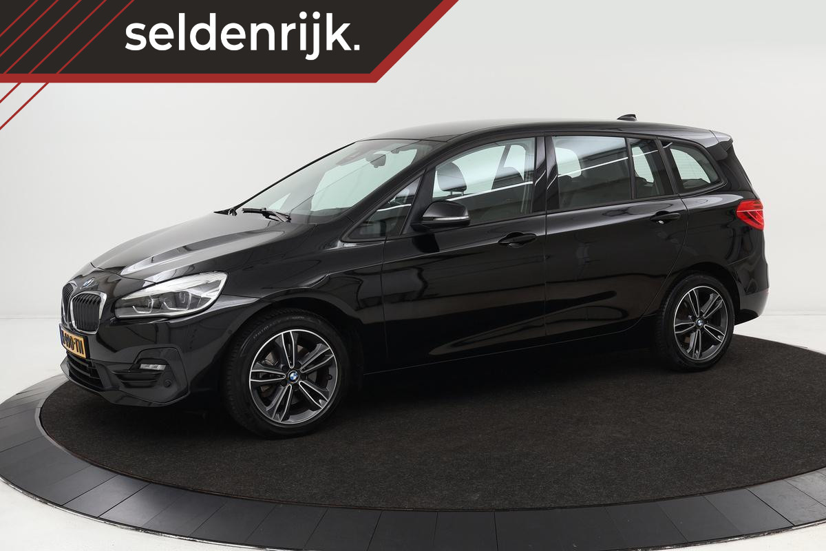 BMW 2 Serie Gran Tourer 218i Sport Line | Leder | Stoel & BMW 2-serie Gran Tourer 218i Executive | Sport Line | Leder | Stoel & Stuurverwarming | PDC | Sportstoelen | Head-up | Navigatie | Full LED