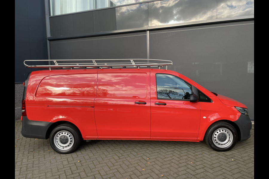 Mercedes-Benz Vito 114 CDI Extra Lang Airco - Cruise control - Navi full map - A-uitrijcamera - MF-Lederen stuurwiel - Trekhaak - Lendesteun - Bedrijfswageninrichting Sortimo - Zijschuifd.R - Tussenschot V - Imperial met trap