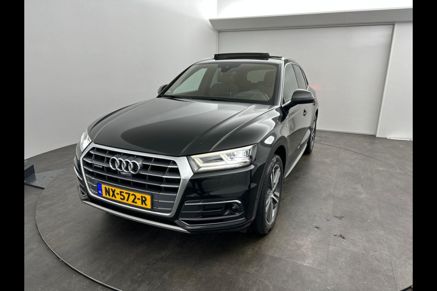 Audi Q5 2.0 TDI quattro S-Line Pano Luchtvering ACC Head 2.0 TDI quattro Design Pro Line Plus