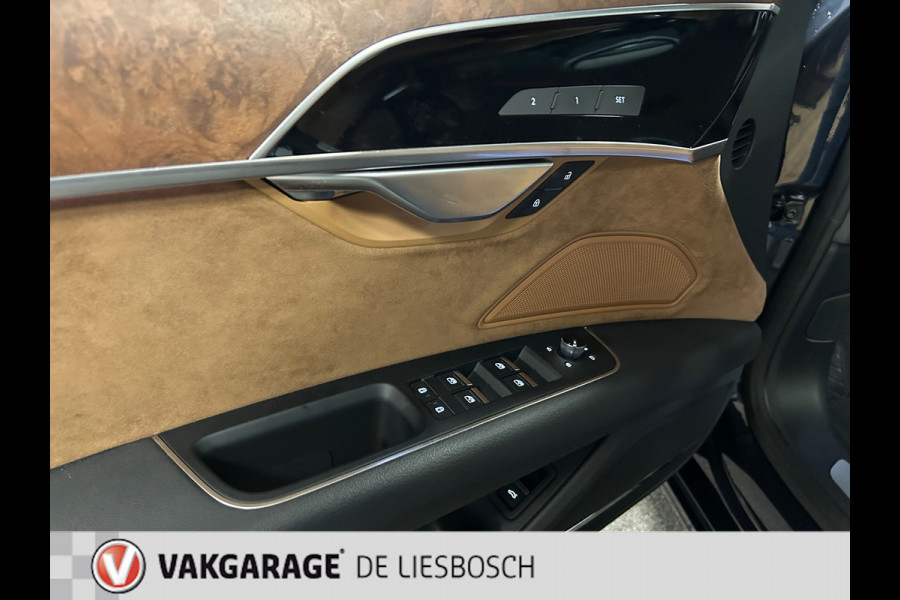 Audi A8 55 TFSI quattro / Leder / Navigatie / 20inch / B&O / stoel verwarming voor + achter.