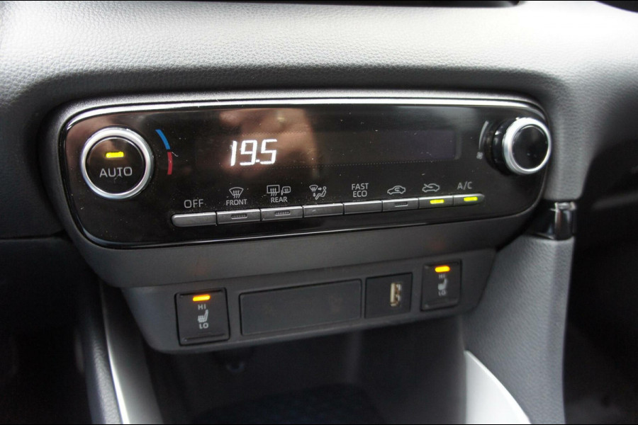 Toyota Yaris 1.5 Hybrid Acc|Clima|CarPlay|Stoelverwarming