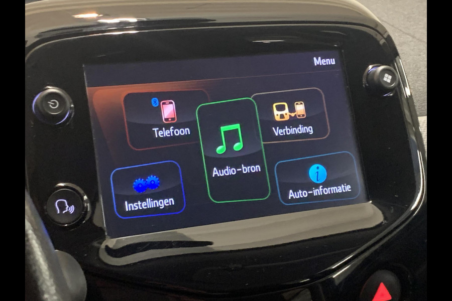 Peugeot 108 1.0 e-VTi Allure | Apple Carplay/Android Auto | Bluetooth | Achteruitrijcamera | Climate Control |