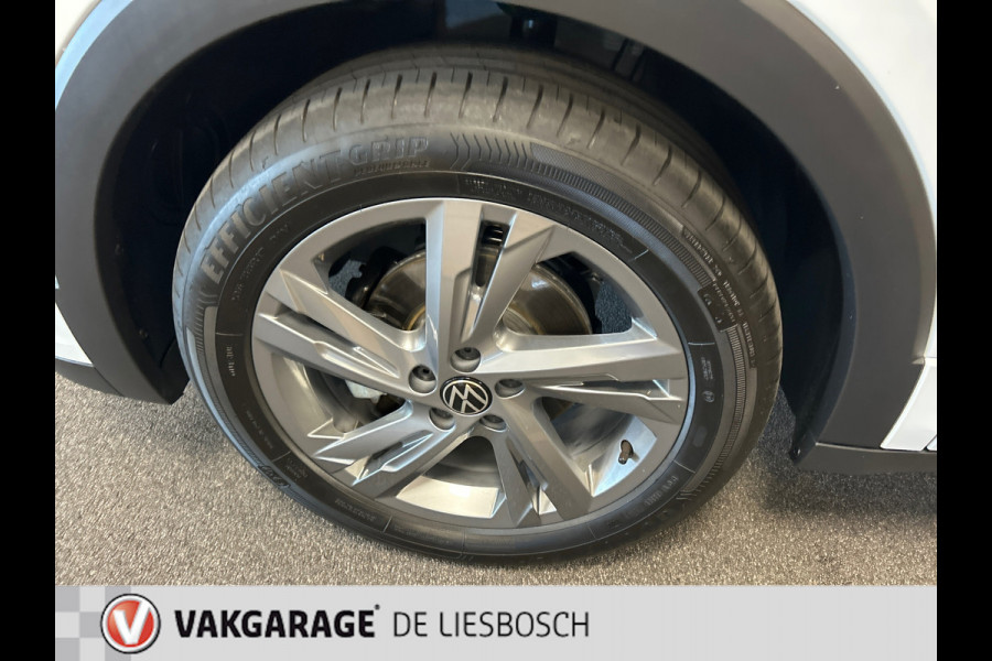 Volkswagen T-Cross 1.0 TSI R-Line,Business,IQ.,vitual cockpit,camera,clima,media