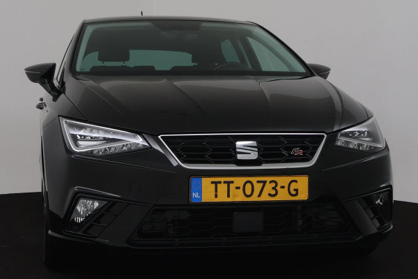 Seat Ibiza 1.0 TSI FR Business Intense Sport (CAMERA, NAVIGATIE, PARKEERSENSOREN, LED, CLIMATE, NL-AUTO, GOED ONDERHOUDEN)