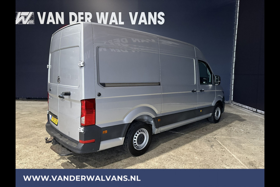 Volkswagen Crafter 2.0 TDI 140pk L3H3 L2H2 Euro6 Airco | 3000kg Trekhaak | Navigatie | 3-Zits | apple carplay, android auto