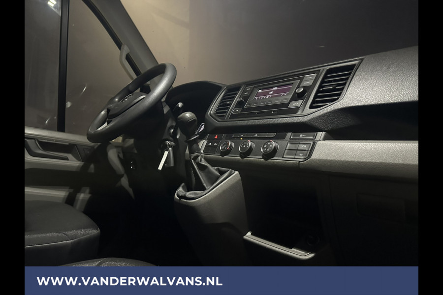 Volkswagen Crafter 2.0 TDI L3H3 L2H2 Euro6 Airco | Trekhaak | Parkeersensoren Bijrijdersbank