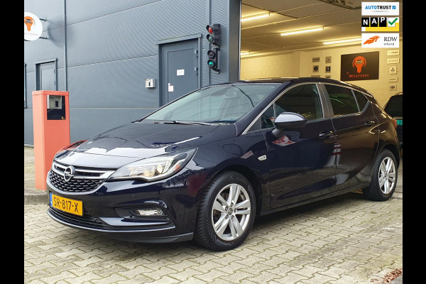 Opel Astra 1.4 Online Edition / NWE BEURT + REMMEN / P.SENSOR / CLIMATE CONTR. / CARPLAY / PRIVACY GLASS / CAMERA / COMF.STOELEN !