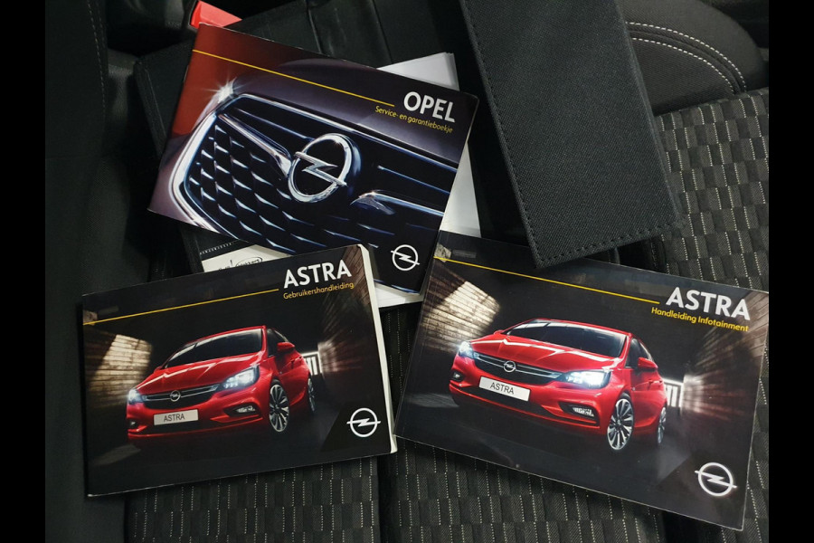 Opel Astra 1.4 Online Edition / NWE BEURT + REMMEN / P.SENSOR / CLIMATE CONTR. / CARPLAY / PRIVACY GLASS / CAMERA / COMF.STOELEN !