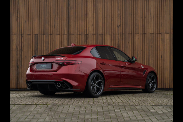 Alfa Romeo Giulia 2.9 V6 Quadrifoglio | Carbon stoelen | Top onderhouden