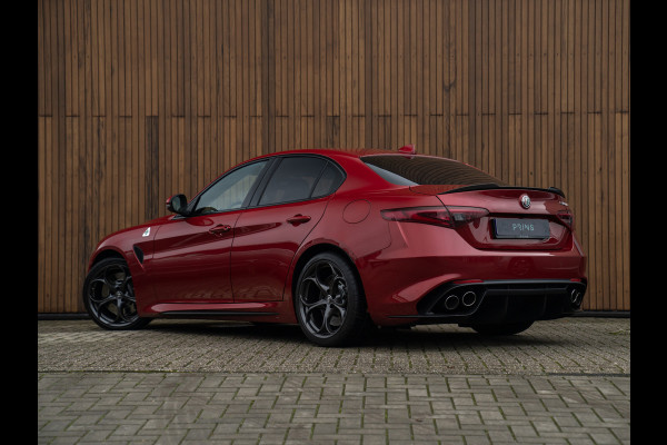 Alfa Romeo Giulia 2.9 V6 Quadrifoglio | Carbon stoelen | Top onderhouden