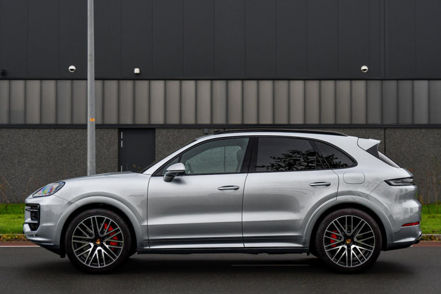 Porsche Cayenne 3.0 S E-Hybrid BTW. 177k Nw Prijs, Sport design, Pano, Sp uitl, Nightvision, Pass display, HUD, 360, Memory, ACC!