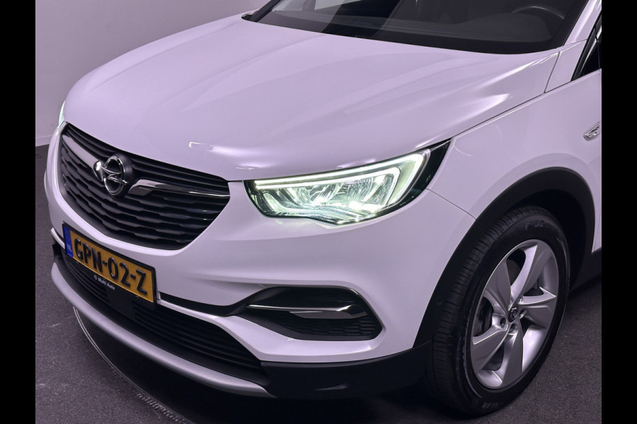 Opel Grandland X 1.6 Turbo Hybrid Elegance Plug in Hybrid 225pk PHEV | Half Lederen Bekleding | Apple Carplay | Navigatie | Camera | Cruise Control | Climate Control | Stoelverwarming |