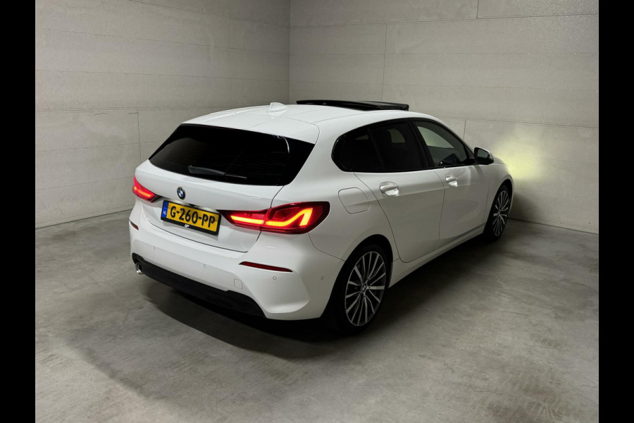 BMW 1-serie 118i M-Sport Pano Virtual Sfeer Carplay NAP