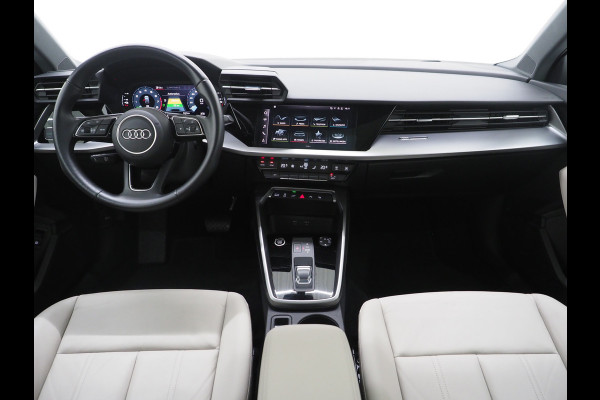 Audi A3 Sportback 40 TFSI e 204PK | Panoramadak | Leder | Keyless | Camera | DAB