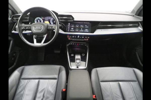 Audi A3 Sportback 40 TFSI e 204PK | Panoramadak | Leder | Adaptive Cruise | Keyless | Camera | Carplay