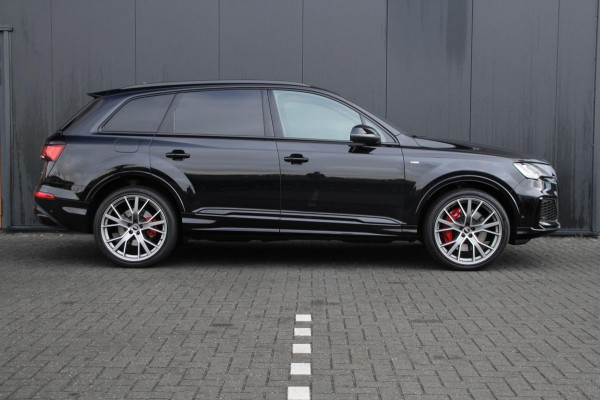 Audi Q7 55 TFSI e Quattro Pro Line S | RS Stoelen | Pano