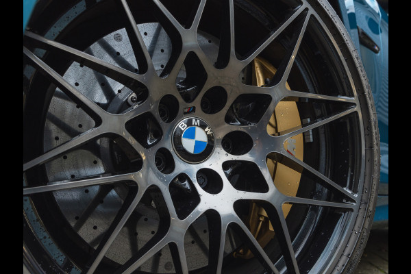 BMW 4 Serie Cabrio M4 Competition - Individual "Malediven Metallic" - Carbon Brakes