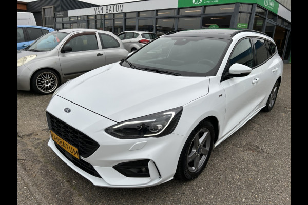 Ford FOCUS Wagon 1.5 EcoBoost ST Line Panodak Automaat