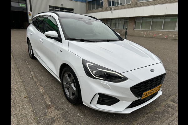 Ford FOCUS Wagon 1.5 EcoBoost ST Line Panodak Automaat