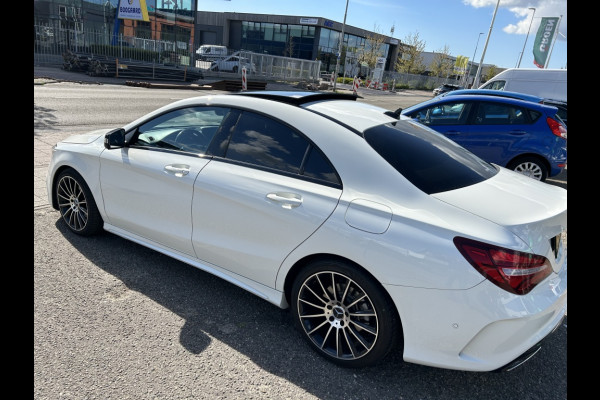 Mercedes-Benz CLA-Klasse 180 Business Solution AMG Panodak