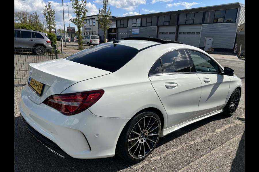 Mercedes-Benz CLA-Klasse 180 Business Solution AMG Panodak