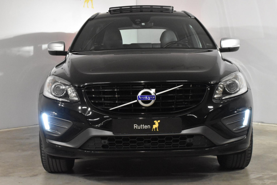 Volvo XC60 T5 245PK Automaat FWD R-Design / Panoramadak / Navigatie / Parkeersenoren V.&A. + Parkeercamera achter / Elek. verstelbare best. stoel met geheugen  / Stoelverwarming voor / Elek. bedienbare achterklep / Thuiskomer / Standkachel/