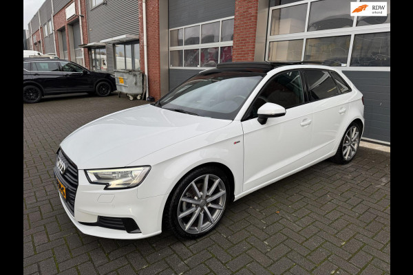 Audi A3 1.5 TFSI CoD S-Tronic S Line LED Pano Navi Camera