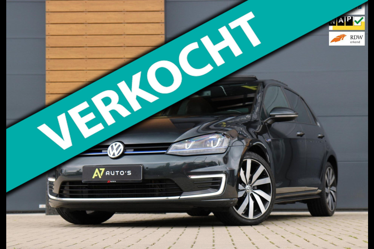 Volkswagen Golf 1.4 TSI GTE/PANODAK/KEYLESS/CAM/CARPLAY/STOELVER